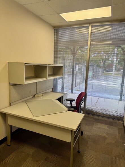 More Photos Of 405 W Martin Luther King Blvd, Plant City Office For Sale