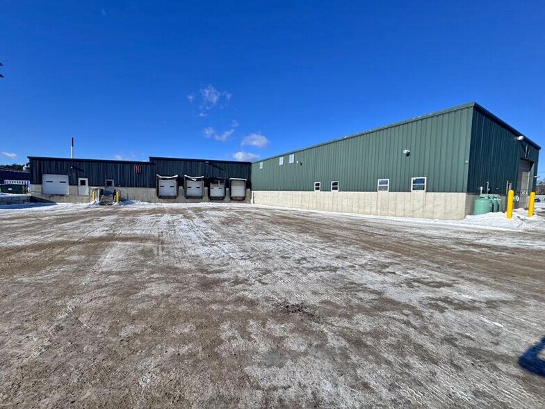 Primary Photo Of 292 Burnham Intervale rd, Hopkinton Distribution For Lease