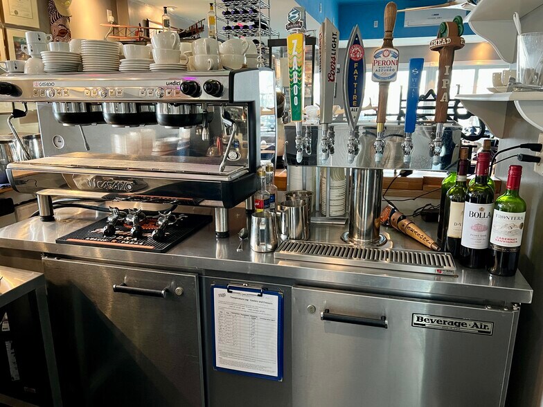 More Photos Of 216 Lake St, Rouses Point Restaurant For Sale