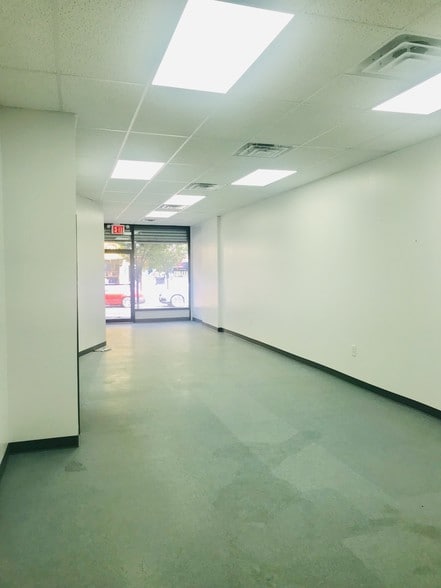 More Photos Of 302 Knickerbocker Ave, Brooklyn Storefront Retail Residential For Sale