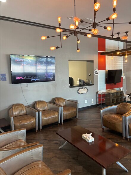 More Photos Of 2306 IFCU way, Lafayette Auto Dealership For Sale