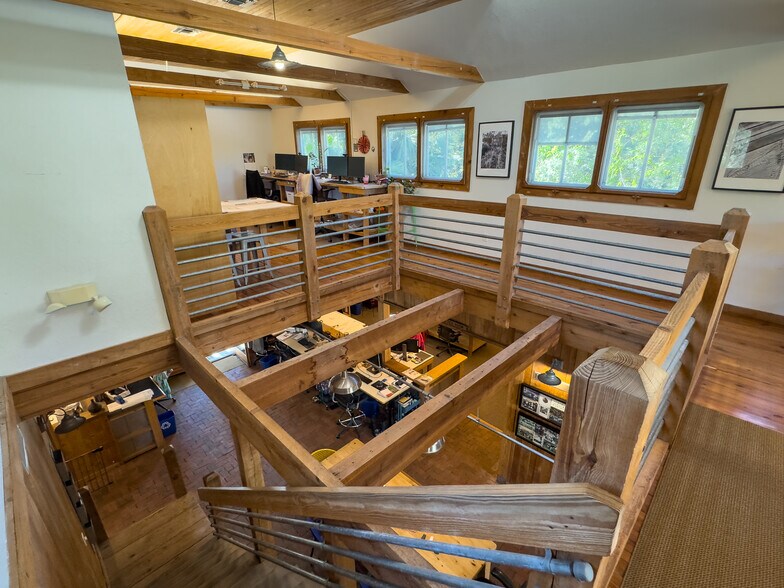 More Photos Of 150 W Jessup Ave, Longwood Office For Sale