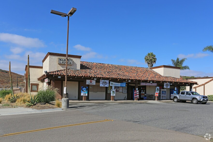More Photos Of 5517-5527 Mission Rd, Bonsall Unknown For Lease