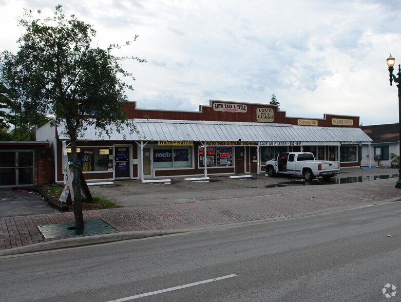 More Photos Of 4264-4280 Davie Rd, Fort Lauderdale Unknown For Lease