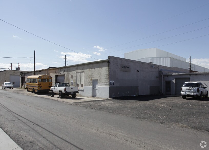 More Photos Of 4444 York St, Denver Unknown For Lease