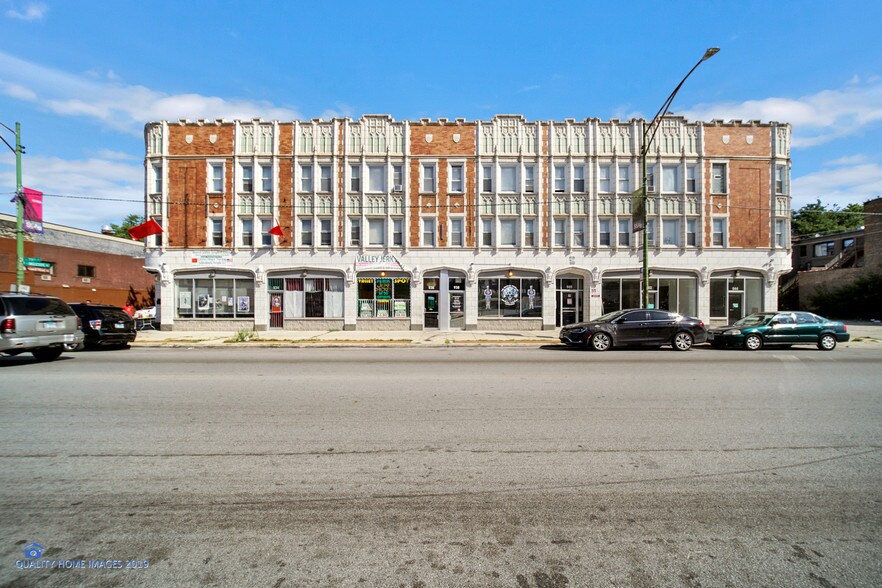 932 E 79th St Unit 944  