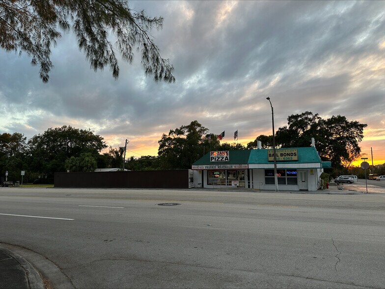 More Photos Of , Fort Lauderdale Unknown For Sale