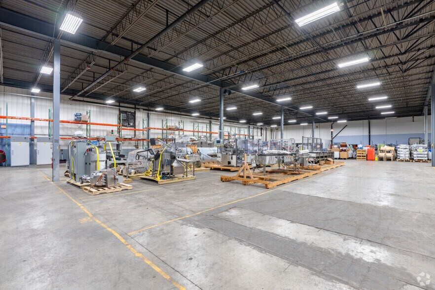 More Photos Of 5 Dan Rd, Canton Manufacturing For Lease
