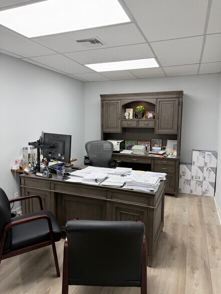 More Photos Of 6971 N Federal Hwy, Boca Raton Medical For Sale