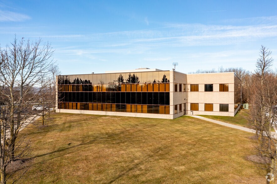 More Photos Of 2851 High Meadow Cir, Auburn Hills Office For Lease