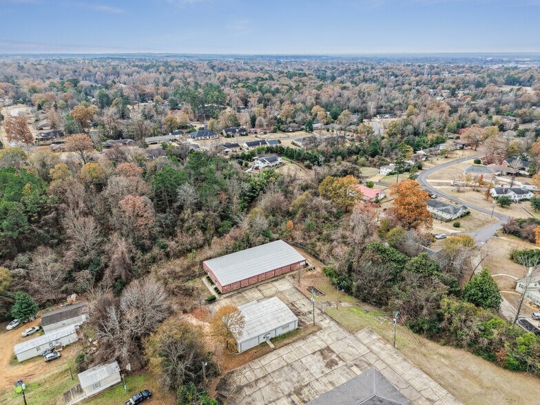 More Photos Of 3321 University Blvd E, Tuscaloosa Warehouse For Sale