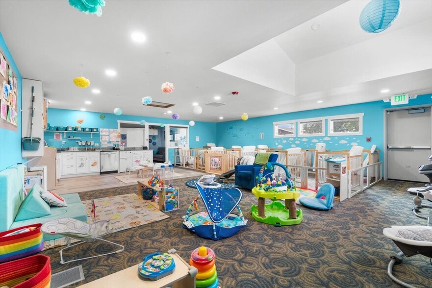 More Photos Of 340 Maple St, Frederick Specialty For Sale