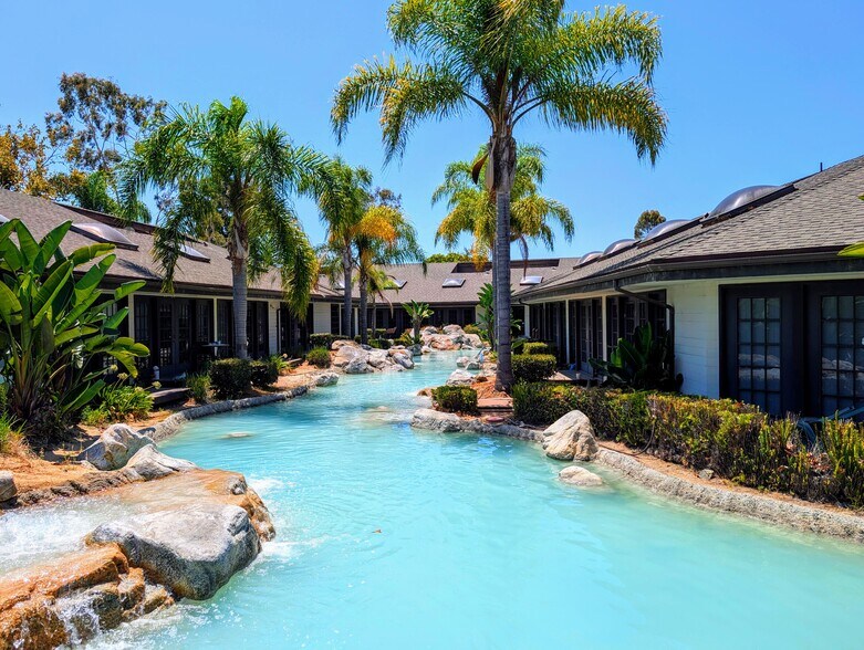 More Photos Of 3151 Airway Ave, Costa Mesa Office For Lease