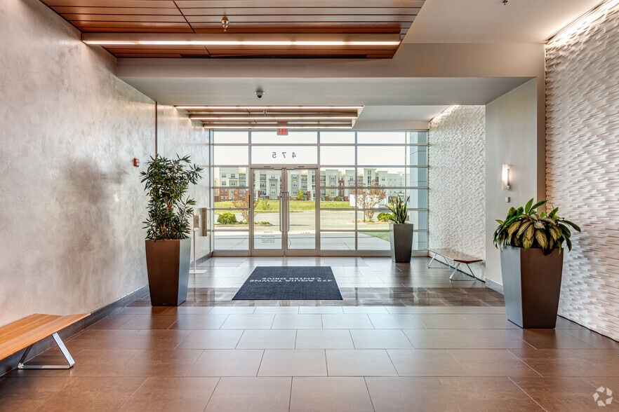 More Photos Of 475 Aquia Towne Center Dr, Stafford Unknown For Lease