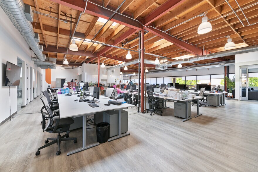 More Photos Of 2036-2048 Armacost Ave, Los Angeles Loft Creative Space For Lease