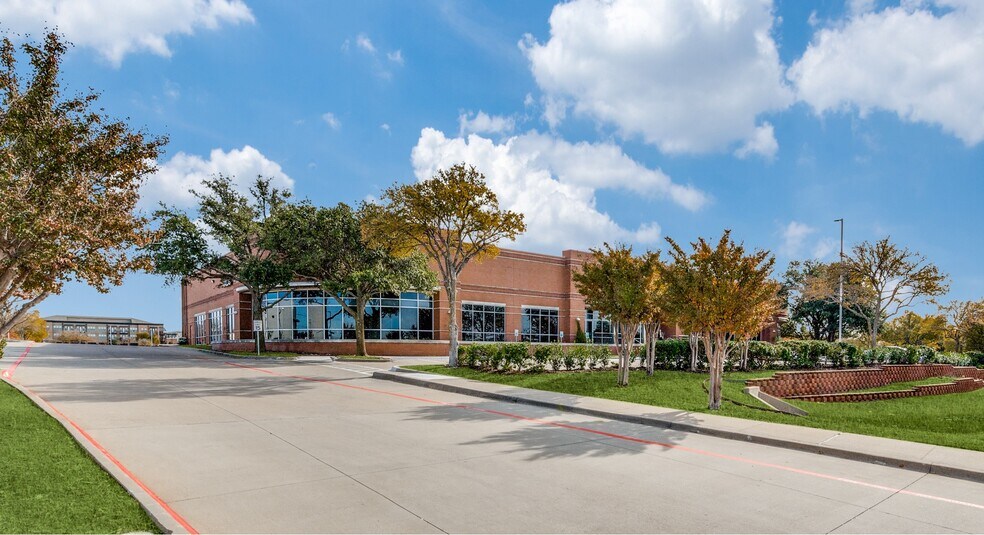 Primary Photo Of 4240 International Pky, Carrollton Flex For Lease