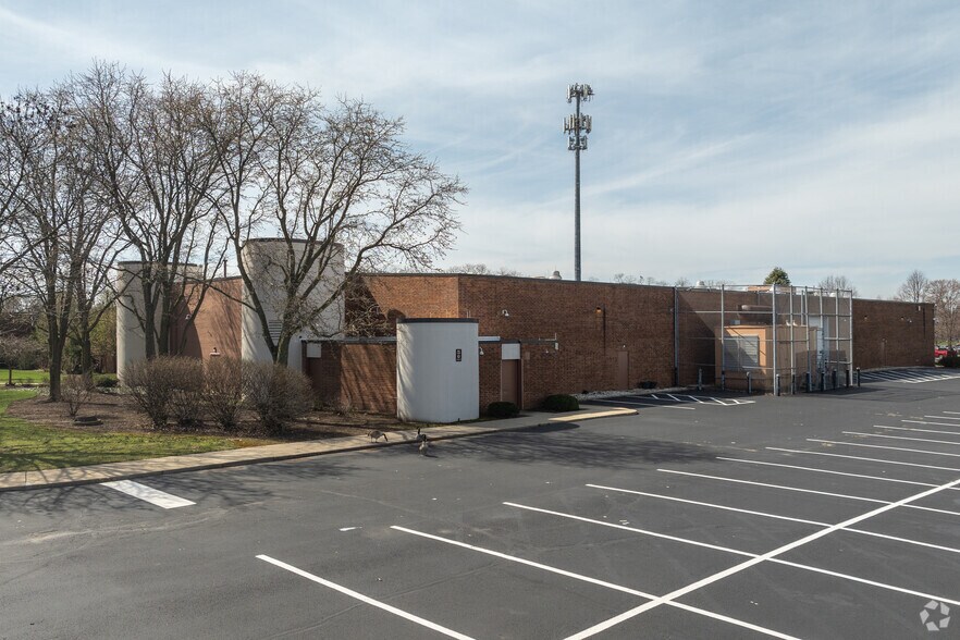 More Photos Of 5959 Bigger Rd, Kettering Light Distribution For Sale