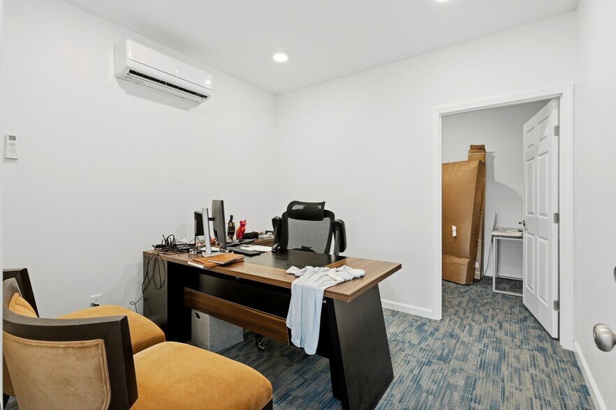 More Photos Of 3601 Commerce Dr, Arnold Office For Sale