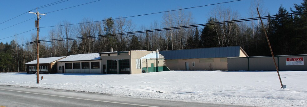 More Photos Of 933 State Highway 30, Mayfield Showroom For Sale