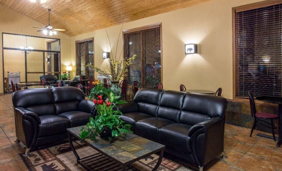 More Photos Of 580 Silverthorne Ln, Silverthorne Apartments For Sale