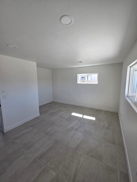 More Photos Of 504 S Jones Blvd, Las Vegas Office For Lease