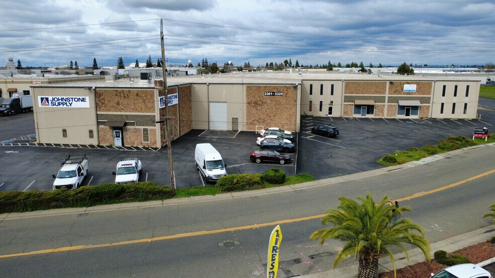 More Photos Of 3301-3325 Orange Grove Ave, North Hghlds, North Highlands Warehouse For Sale