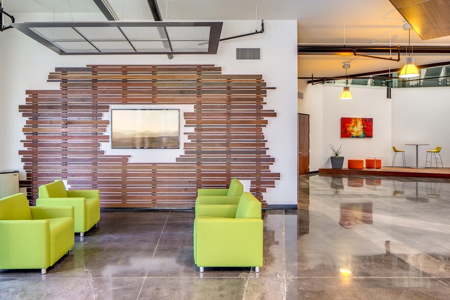 More Photos Of 1610 E Saint Andrew Pl, Santa Ana Office For Lease