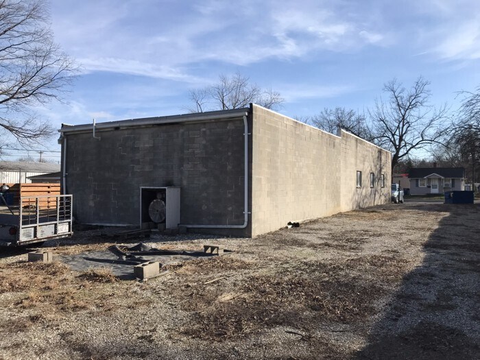 More Photos Of 311 Monroe St, Highland Warehouse For Sale
