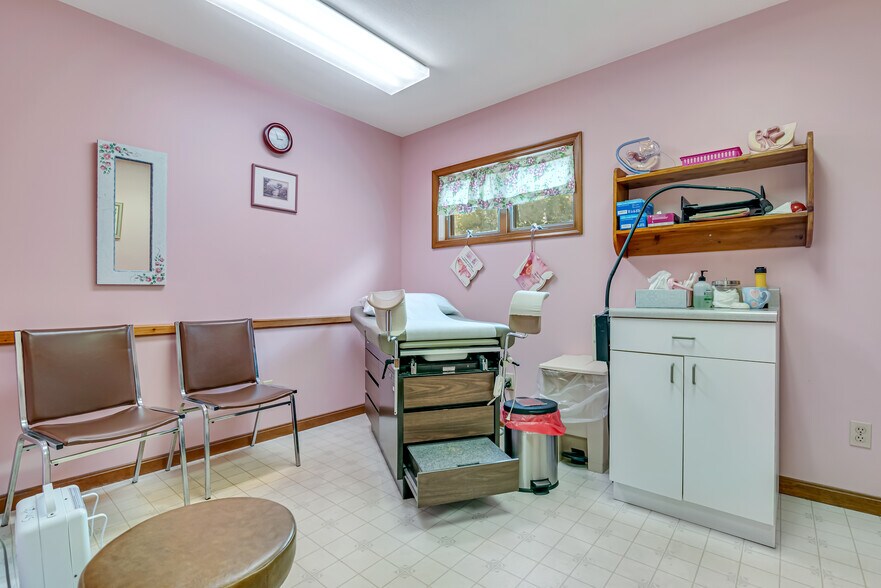 More Photos Of 371 E Brown St, East Stroudsburg Healthcare For Sale