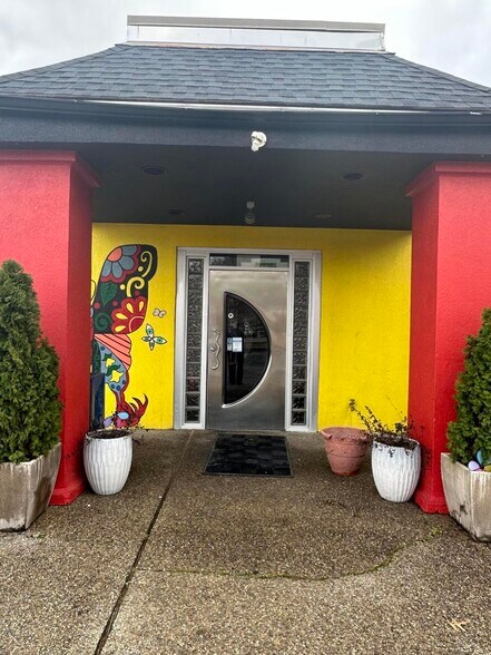 More Photos Of 1610 Richmond St, Mount Vernon Restaurant For Sale