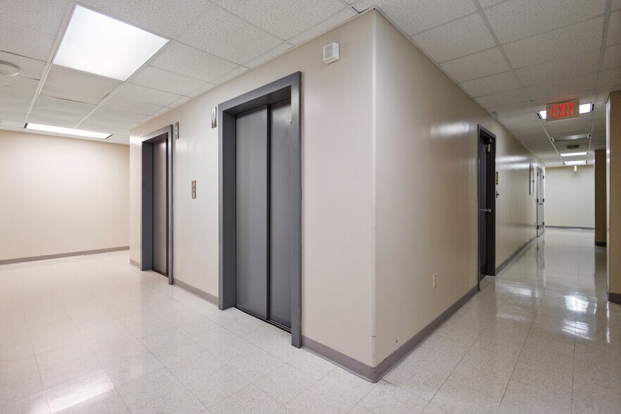 More Photos Of 1815 Hospital Dr, Jackson Medical For Sale