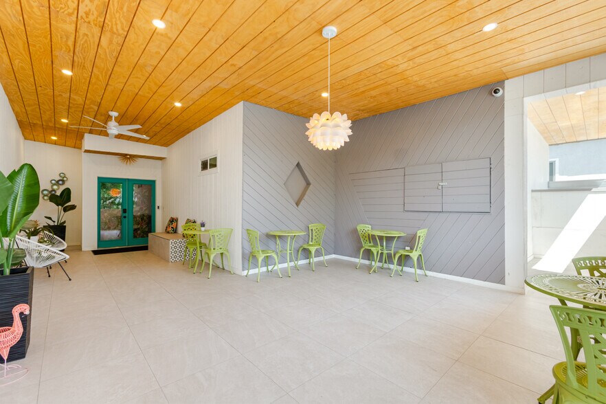 More Photos Of 6512-6514 Bright Ave, Whittier Storefront Retail Residential For Sale