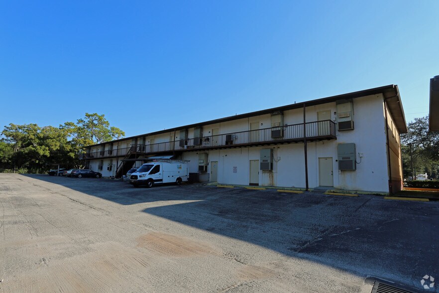 More Photos Of 13542 N Florida Ave, Tampa Office For Lease