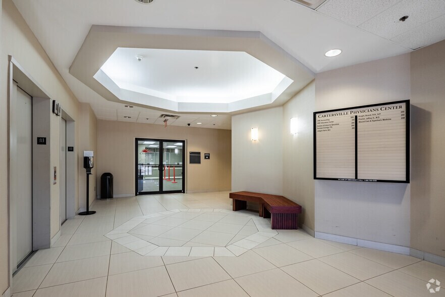 More Photos Of 100 Market Place Blvd, Cartersville Unknown For Lease