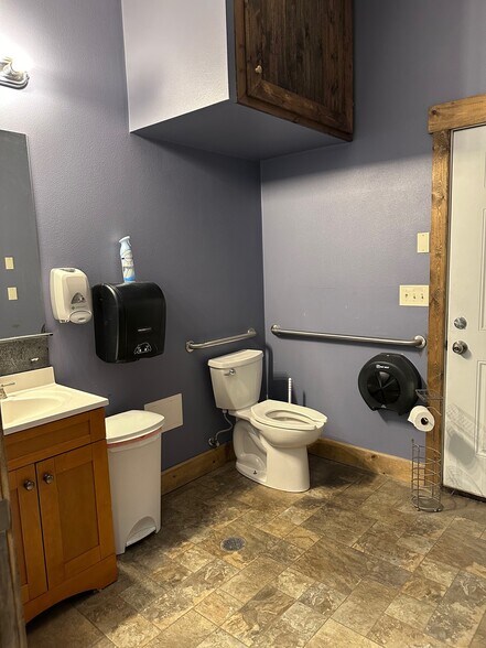 More Photos Of 710 W Mullan Ave, Post Falls Freestanding For Sale