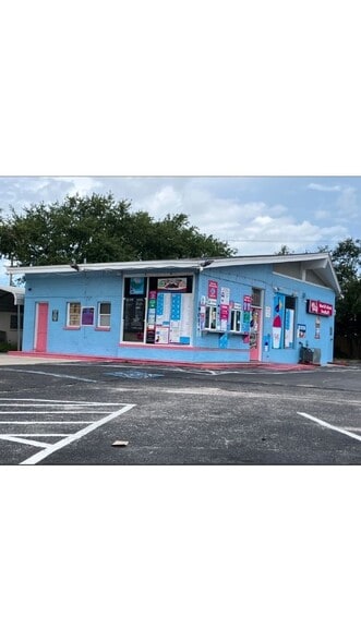 Primary Photo Of 1901 Cortez Rd, Bradenton Freestanding For Lease