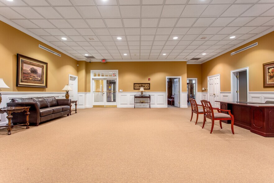 More Photos Of 102 Stonebridge Blvd, Bremen Bank For Sale