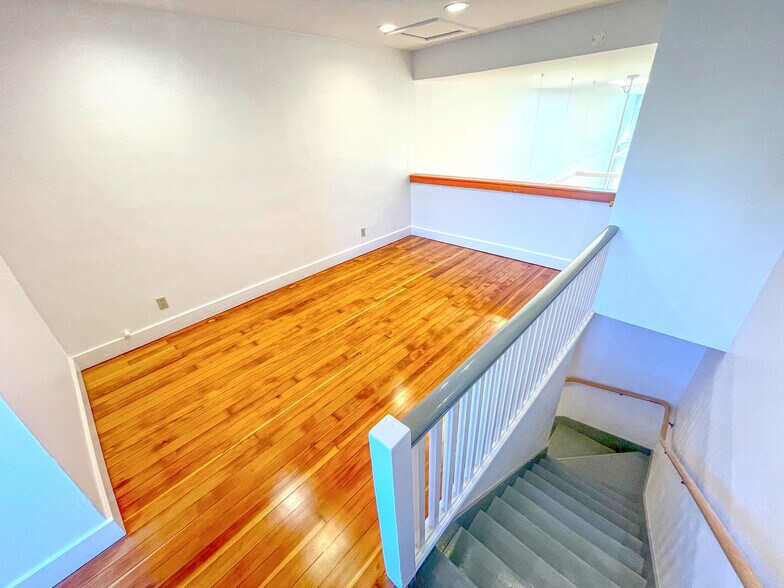 More Photos Of 3350-3362 Adeline St, Berkeley Storefront For Lease