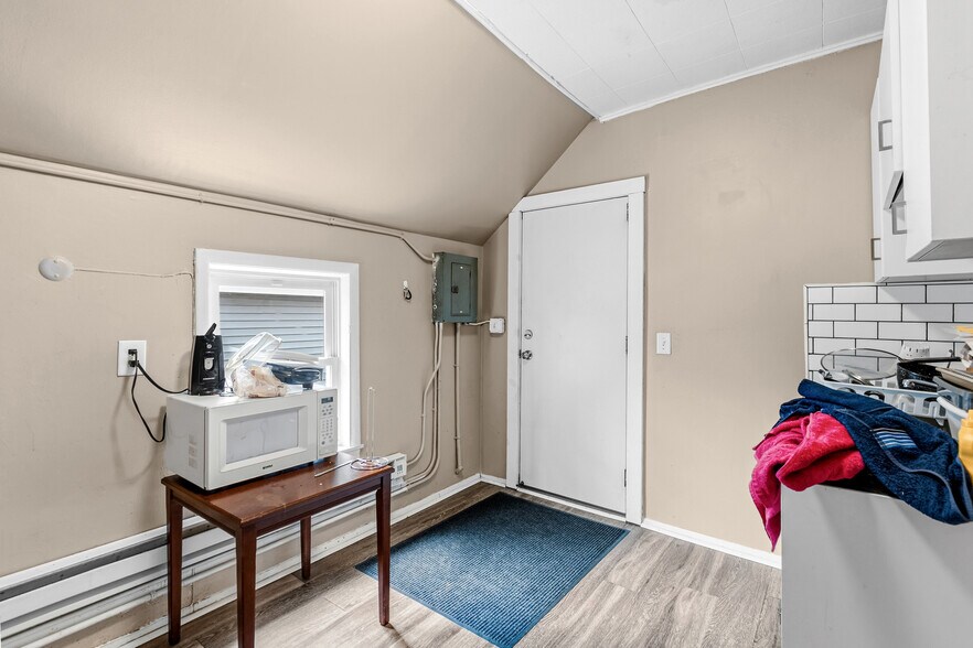 More Photos Of 673 Bedford St, Saint Paul Apartments For Sale