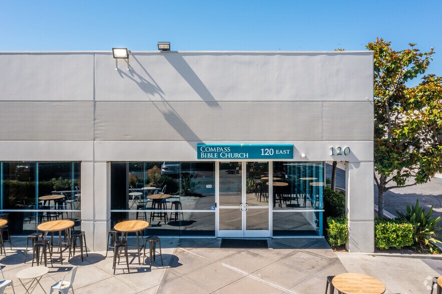 More Photos Of 120 Columbia, Aliso Viejo Light Manufacturing For Lease
