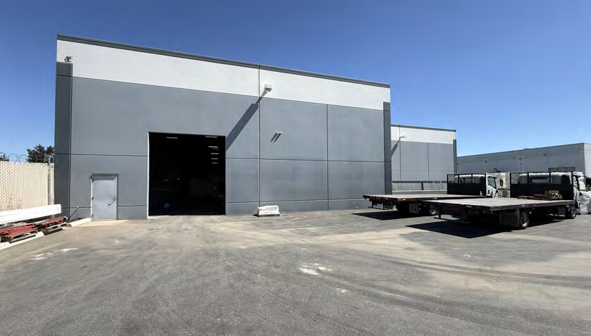 More Photos Of 14317 Veterans Way, Moreno Valley Warehouse For Sale