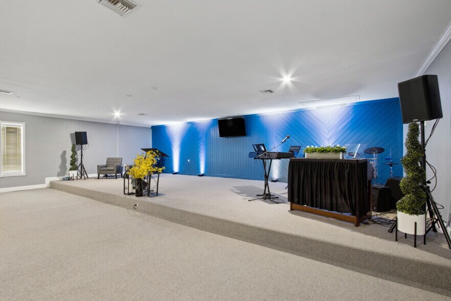 More Photos Of 1080 Olive St, Fernandina Beach Religious Facility For Sale
