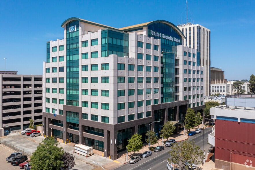 More Photos Of 855 M St, Fresno Office Residential For Lease