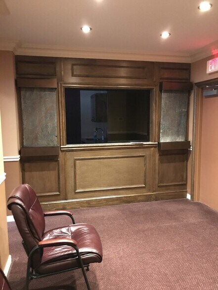 More Photos Of 225 Gordons Corner Rd, Manalapan Township Medical For Lease