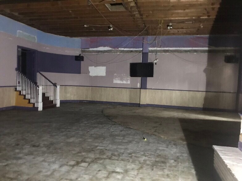 More Photos Of 744 El Camino Real, South San Francisco Restaurant For Lease