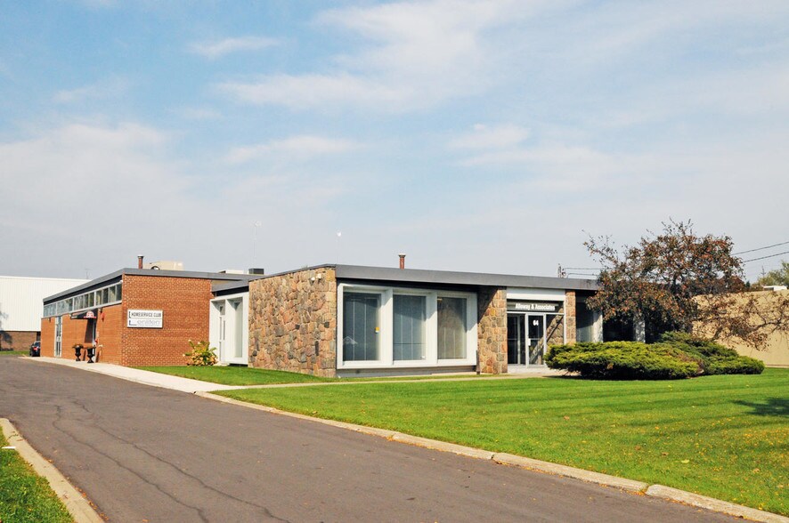 Primary Photo Of 64 Prince Andrew Pl, Toronto Warehouse For Lease