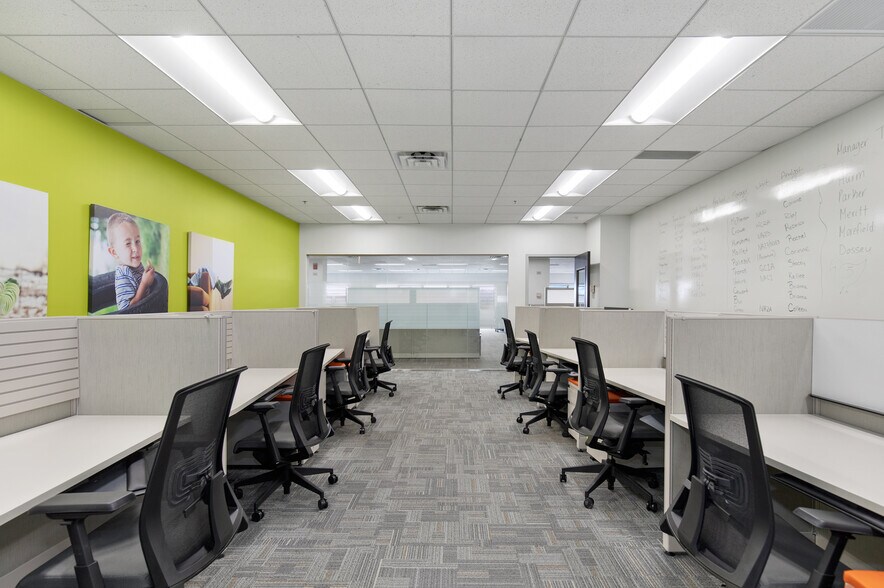 More Photos Of 85 Crystal Run Rd, Middletown Office For Lease