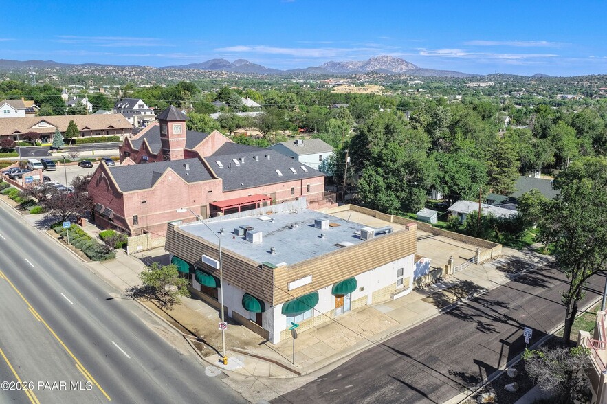 More Photos Of 620 E Gurley St, Prescott Restaurant For Sale