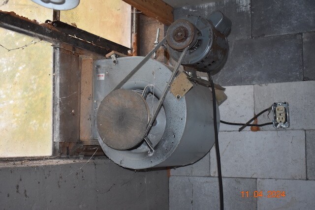 More Photos Of 55 W 1st St S, Fulton Warehouse For Sale