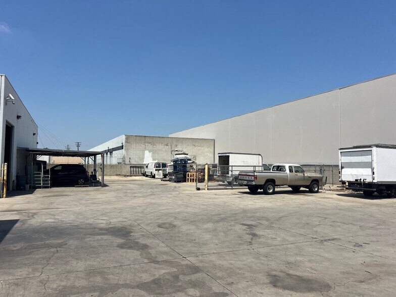 More Photos Of 10665 E Rush St, South El Monte Warehouse For Lease